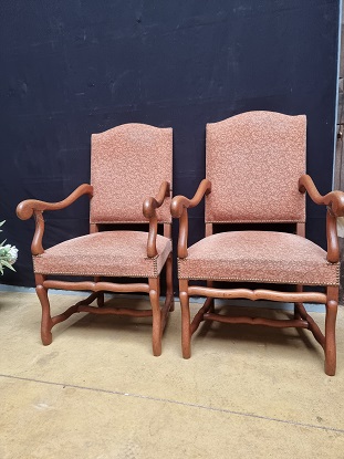 Pair of French Louis XIII Style Walnut Os de Mouton Chairs with Scrolling Arms DLW
