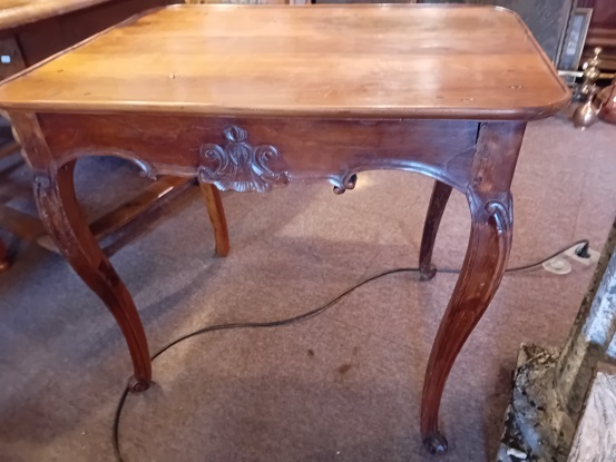 20th Century French Cabaret Table DLW