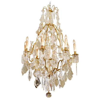French Late 19th Century Crystal Chandelier with Brass Frame and Shaped Crystals