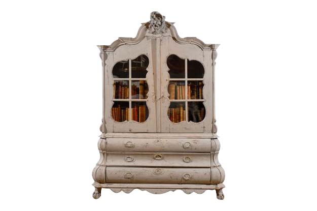 Dutch 1850s Rococo Revival Painted Cabinet with Glass Doors and Bombé Chest