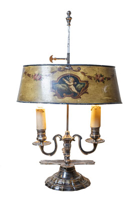 French 1850s Napoléon III Painted Tôle Two-Light Lamp with Cherub and Roses