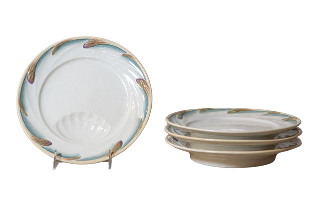 French Late 19th Century Sarreguemines Asparagus Plates with Shell Shaped Hole
