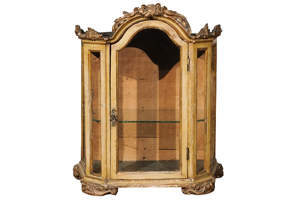 Petite 18th Century Venetian Painted Wood Rococo Vitrine with Carved Crest