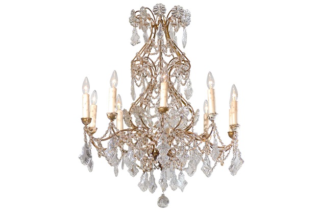 Italian 1850s Rococo Style 10-Light Crystal Chandelier with Gilt Metal Armature  