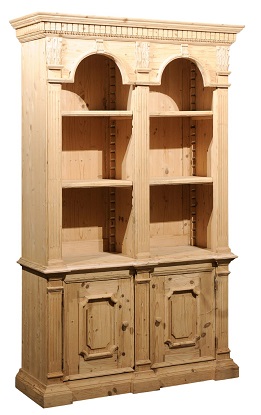 Italian Neoclassical Style Carved Pine Bookcase with Arched Motifs and Capitals