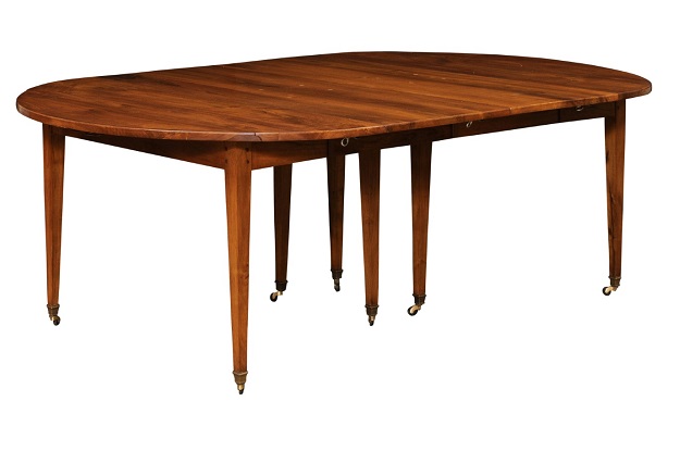ON HOLD - French 1890s Walnut Oval Extension Dining Room Table with Five Leaves