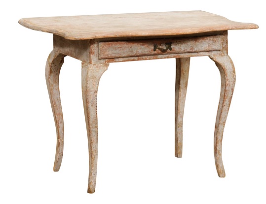 Swedish Rococo 1780s Painted Table with Serpentine Front and Distressed Finish