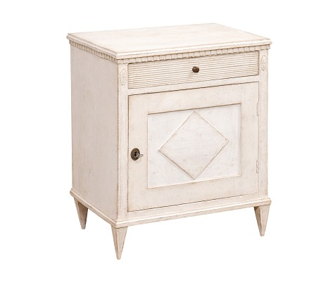 Swedish Gustavian Style 19th Century Painted Bedside Cabinet with Carved Décor
