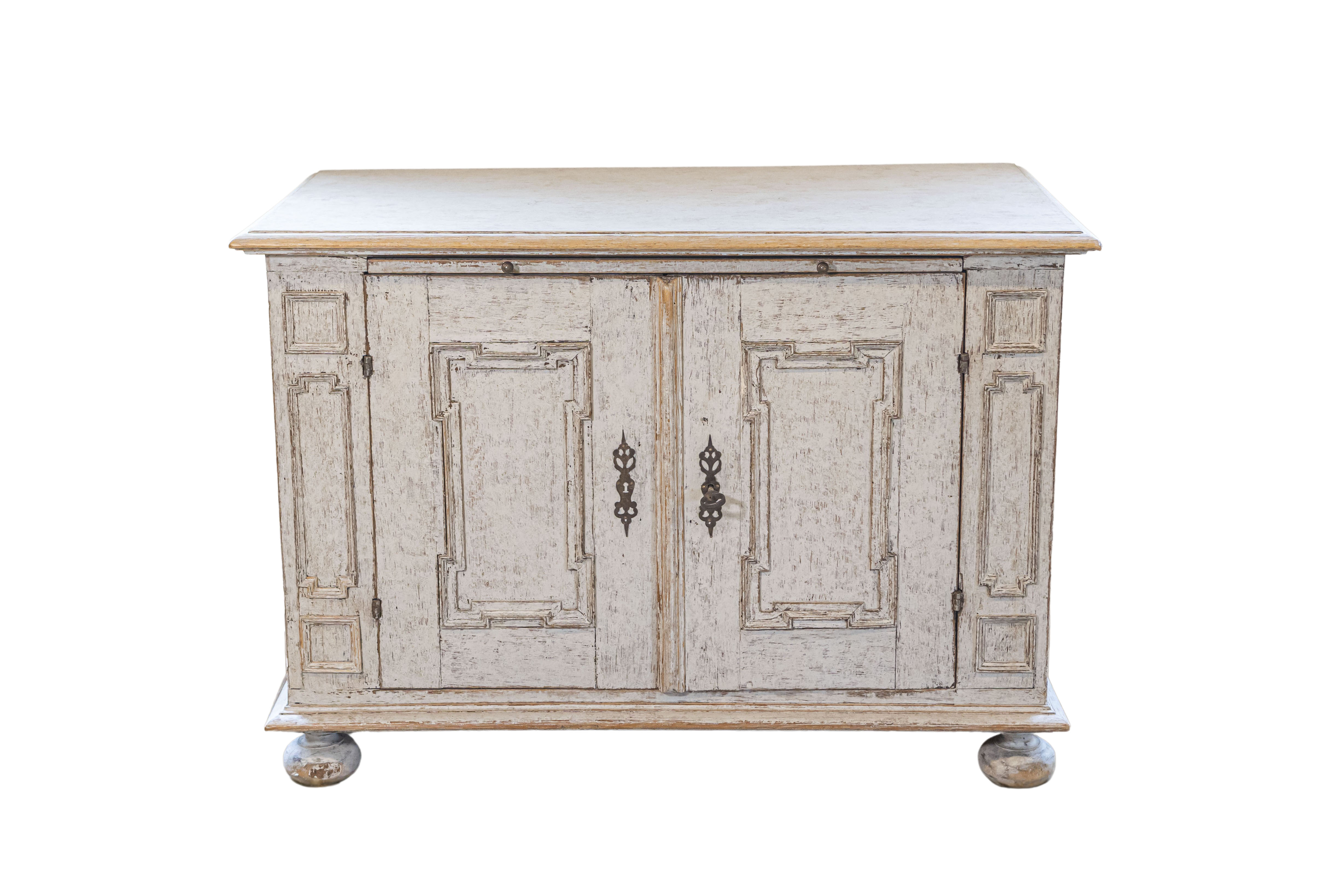 Swedish Baroque, 1740s Painted Buffet with Carved Doors and Pullout Drawer