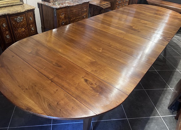20th Century French Extension Table In Walnut With Five Leaves Circa 1900 