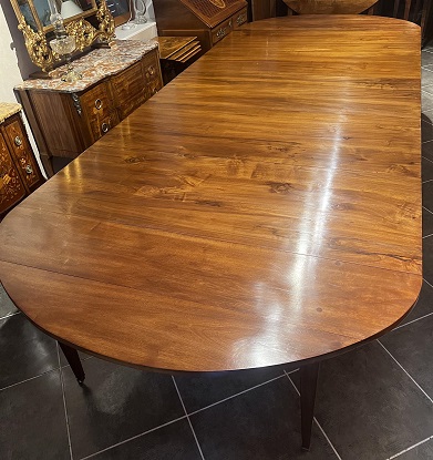 20th Century French Extension Table In Walnut With Five Leaves Circa 1900