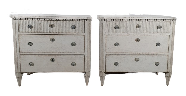Swedish Gustavian Style 1870s Gray Painted and Carved Three Drawer Chests, Pair DLW