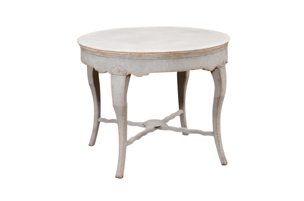 Swedish 19th Century Round Top Table with Carved Cabriole Legs and Stretcher