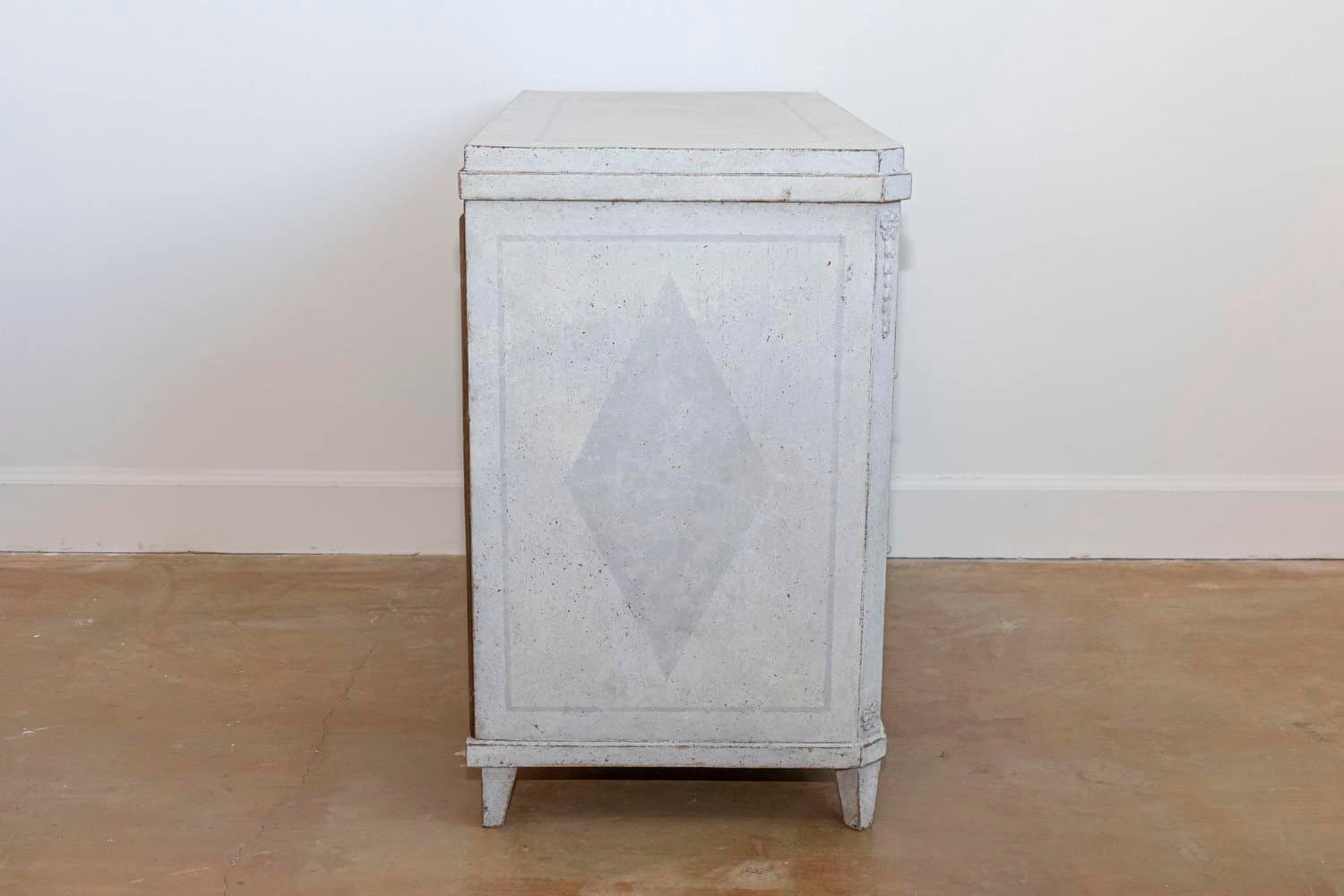 Swedish Gustavian Style 1860s Painted Wood Three-Drawer Chest with Carved Motifs - JAA