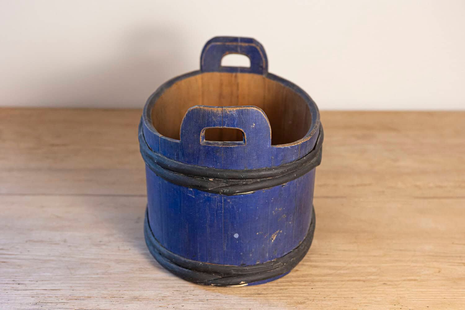 Swedish 1880s Oval Milk Tub with Blue and Black Paint and Distressed Patina - JAA