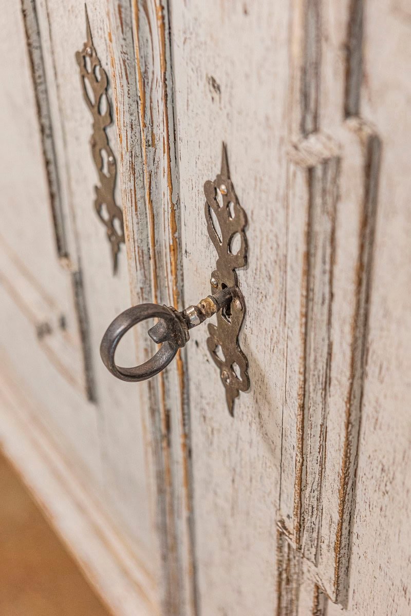 Swedish Baroque, 1740s Painted Buffet with Carved Doors and Pullout Drawer - JAA
