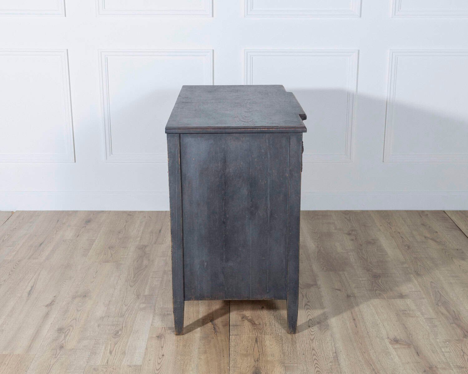 Gustavian Style Chest of Drawers in Black with Brass Hardware and Carved Details - JAA