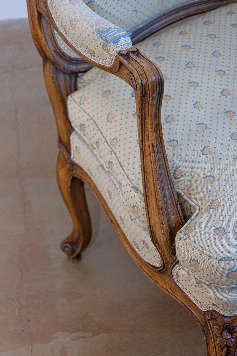 Louis XV Style French Walnut Fauteuils à la Reine with Carved Floral Motifs - JAA