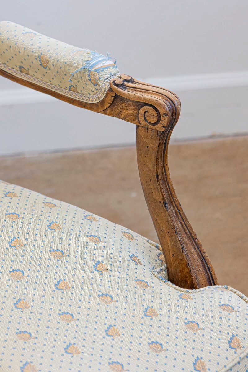 Louis XV Style French Walnut Fauteuils à la Reine with Carved Floral Motifs - JAA