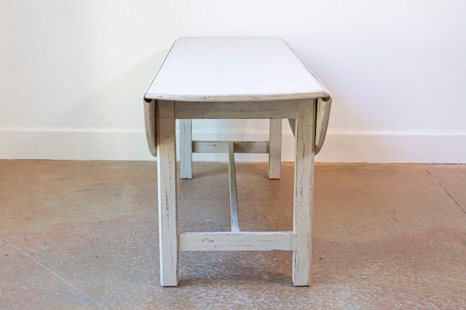 Swedish 1920s Gray Painted Drop Leaf Coffee Table with Oval Top and Stretcher - JAA