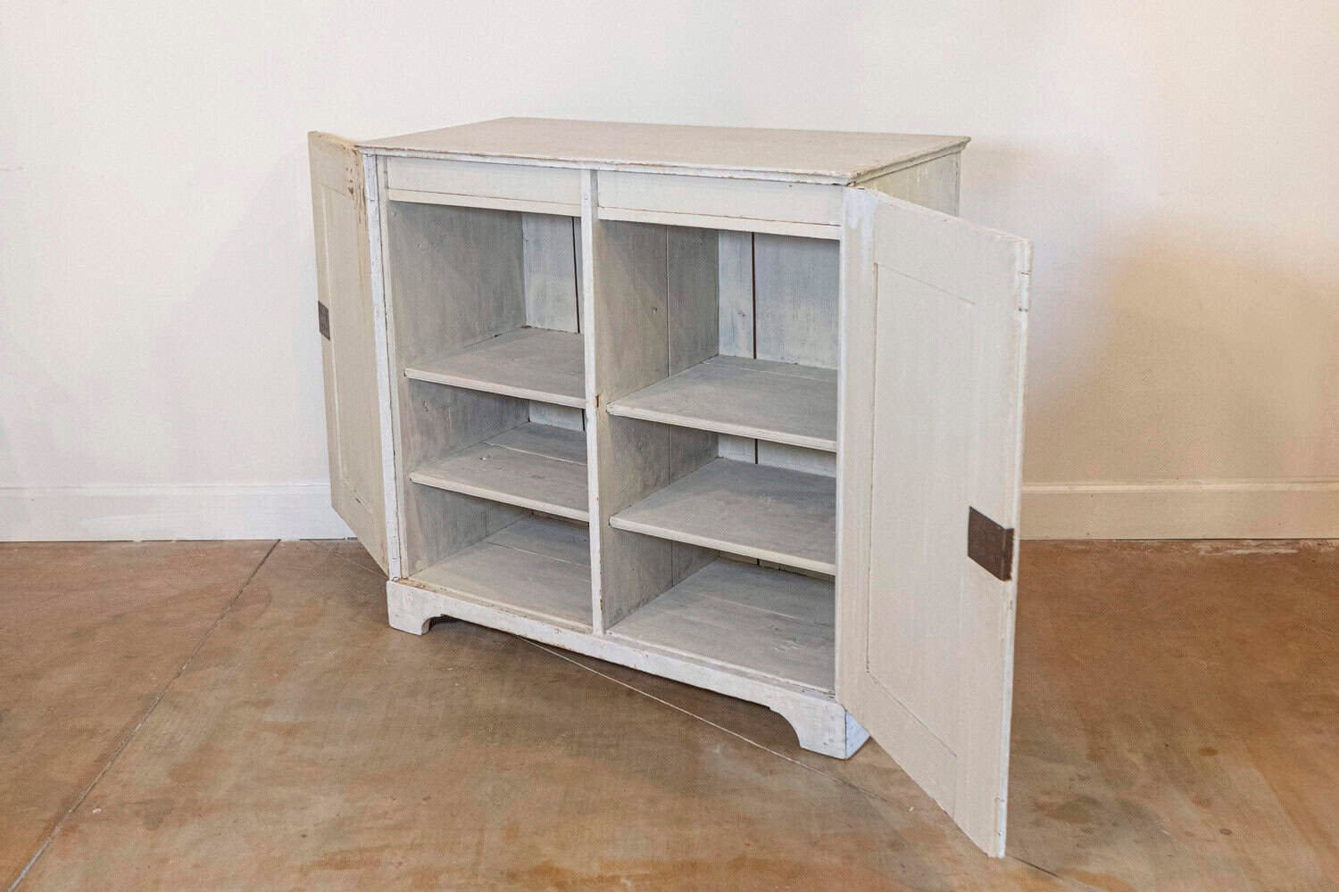 Swedish Gustavian Period 1810s Dove Gray Painted Sideboard with Diamond Motifs - JAA