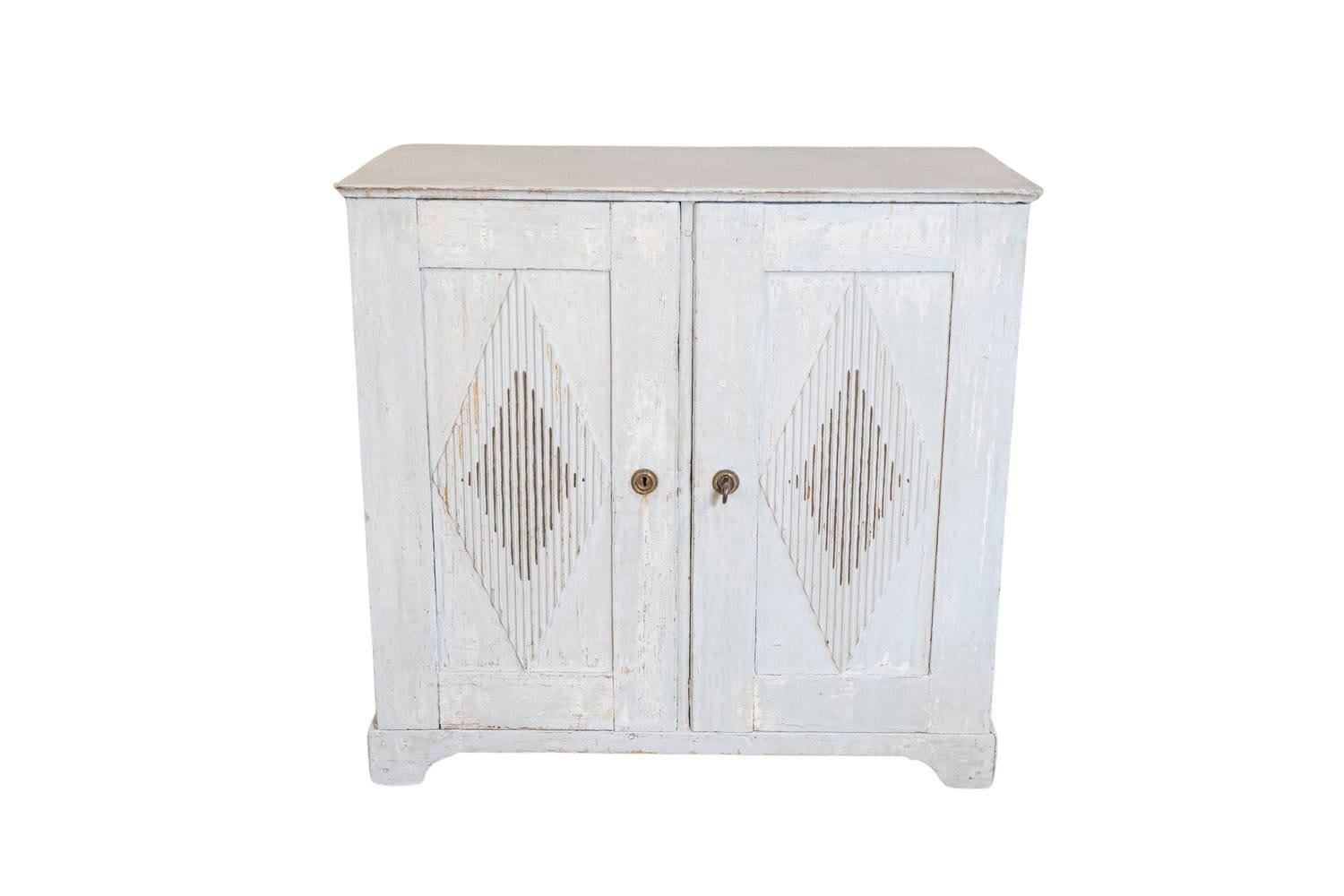 Swedish Gustavian Period 1810s Dove Gray Painted Sideboard with Diamond Motifs - JAA
