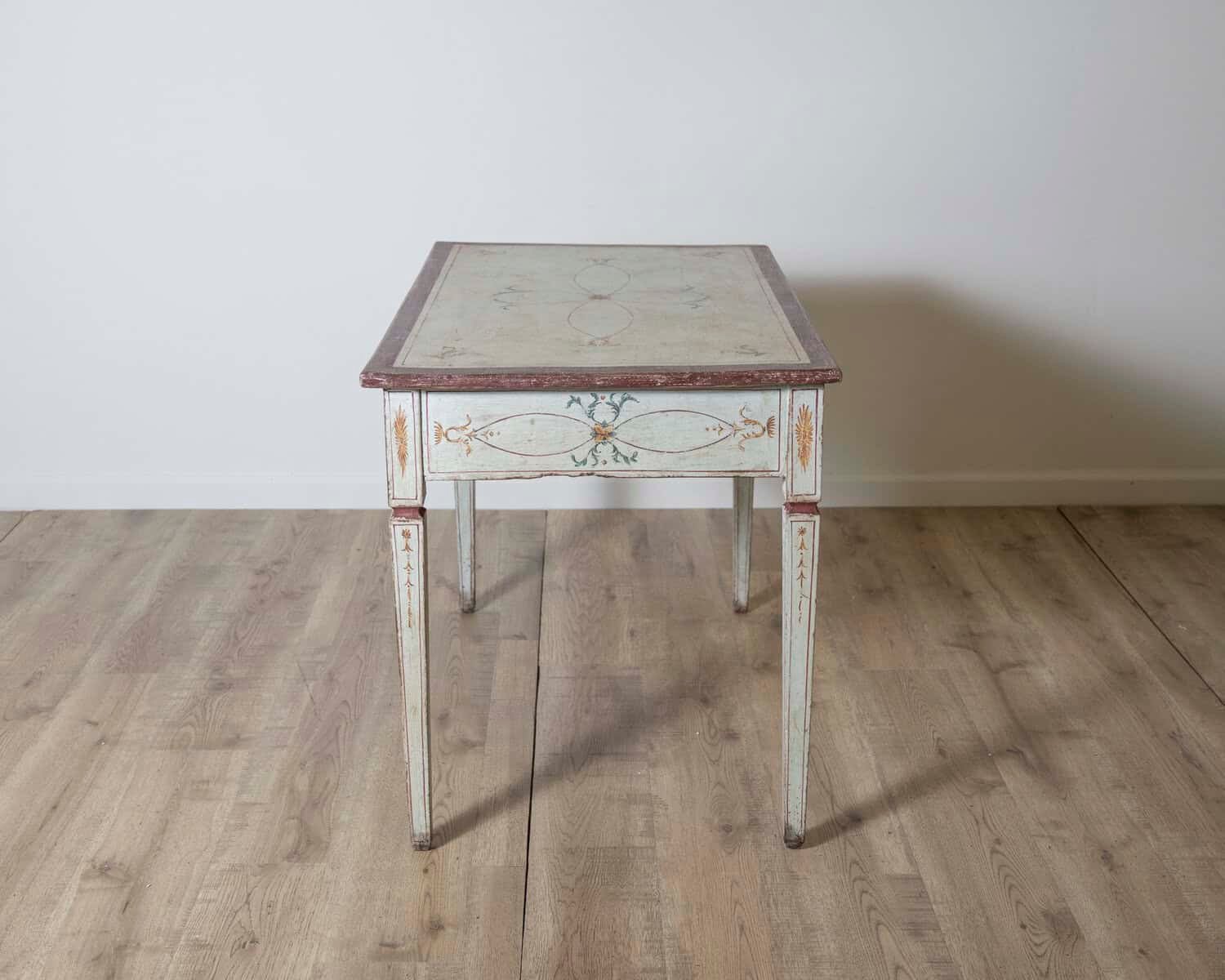 18th Century Lacquered Tuscan Desk Table with Hand Painted Decoration - JAA
