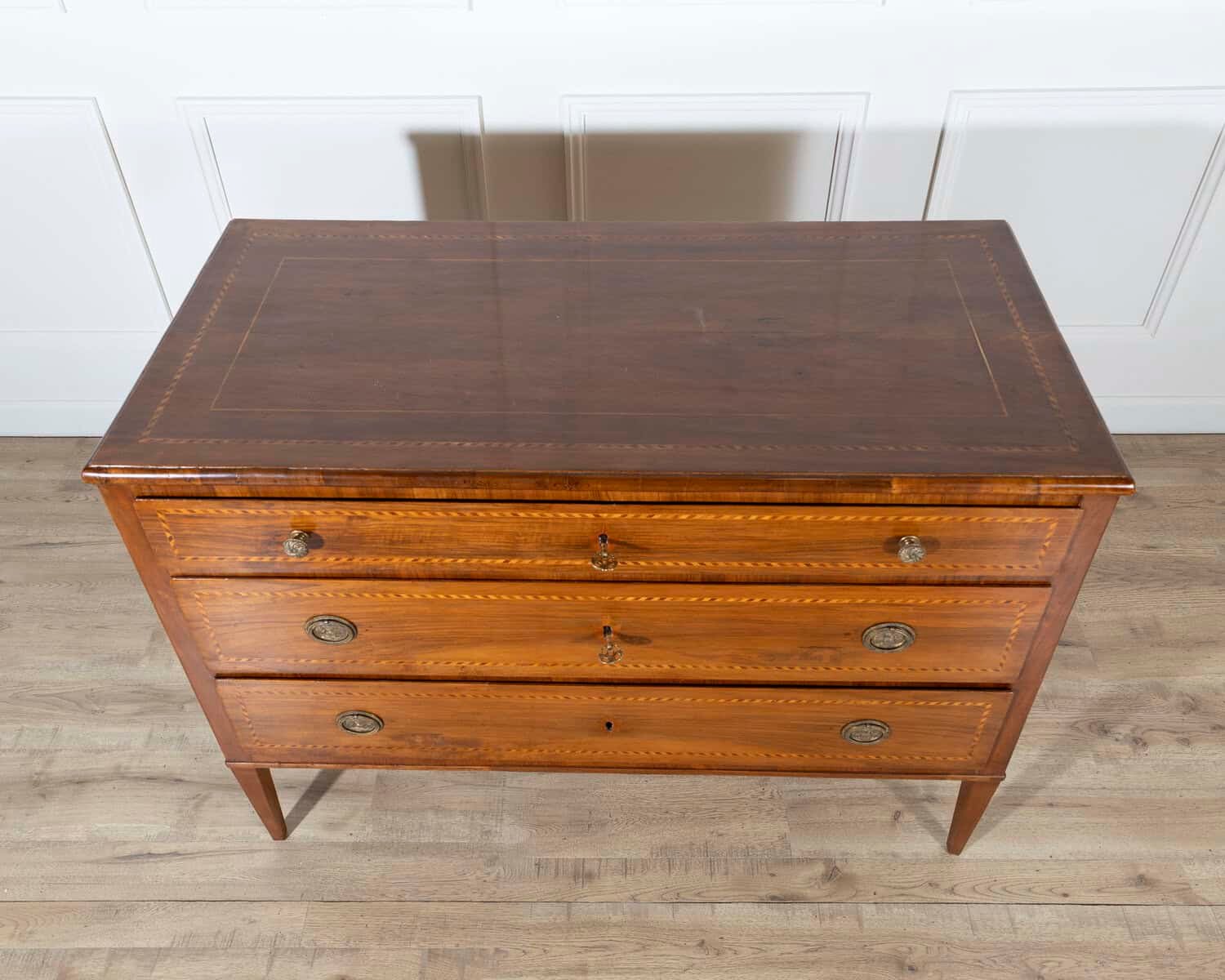 Italian Late 18th Century Neoclassical Walnut and Cherry Chest of Drawers - JAA