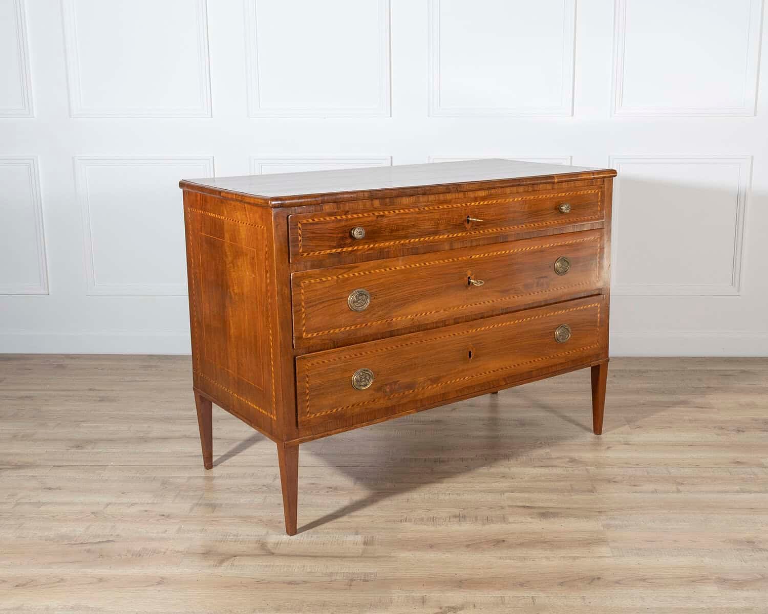 Italian Late 18th Century Neoclassical Walnut and Cherry Chest of Drawers - JAA