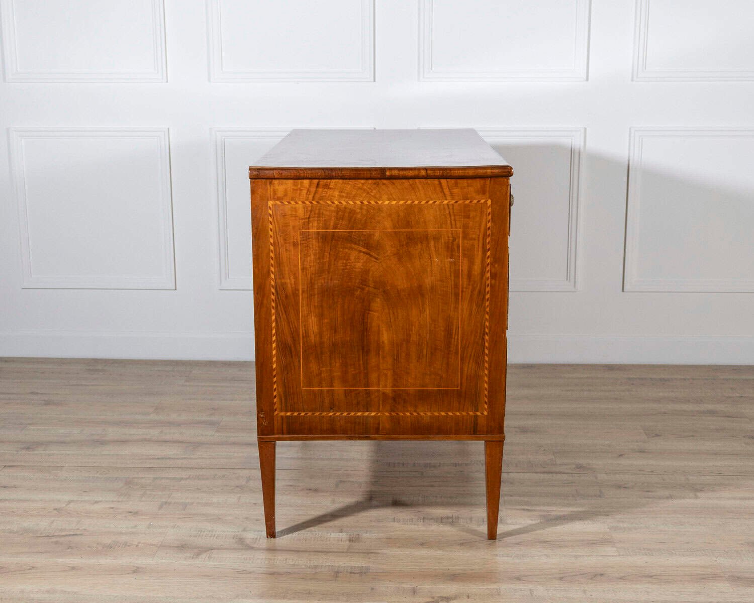 Italian Late 18th Century Neoclassical Walnut and Cherry Chest of Drawers - JAA