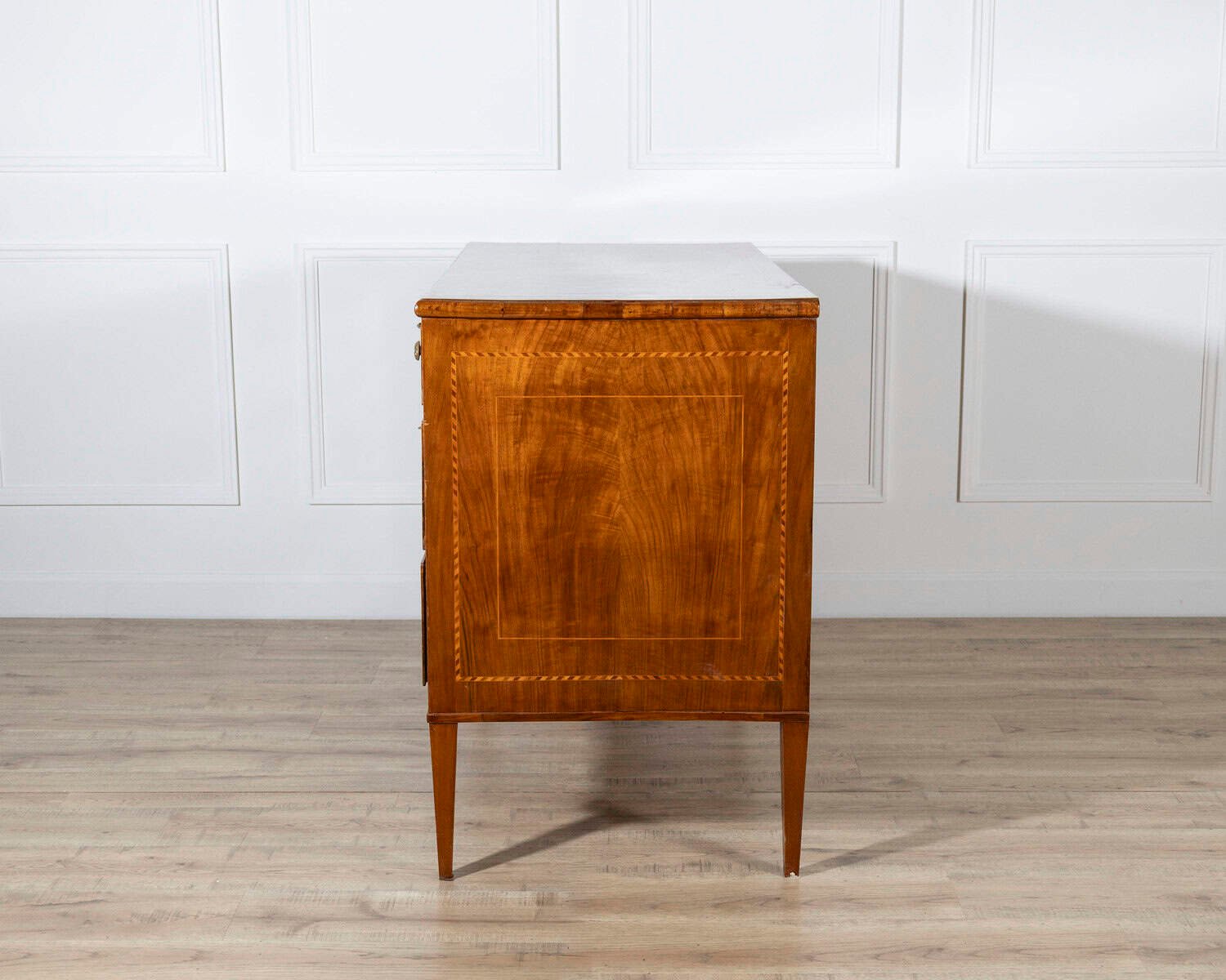 Italian Late 18th Century Neoclassical Walnut and Cherry Chest of Drawers - JAA
