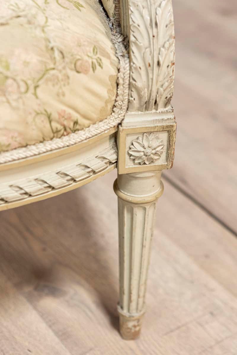 Pair of French Louis XVI Style 1900s Painted and Carved Bergères à Oreilles - JAA