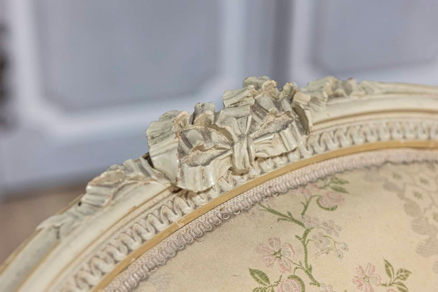 Pair of French Louis XVI Style 1900s Painted and Carved Bergères à Oreilles - JAA