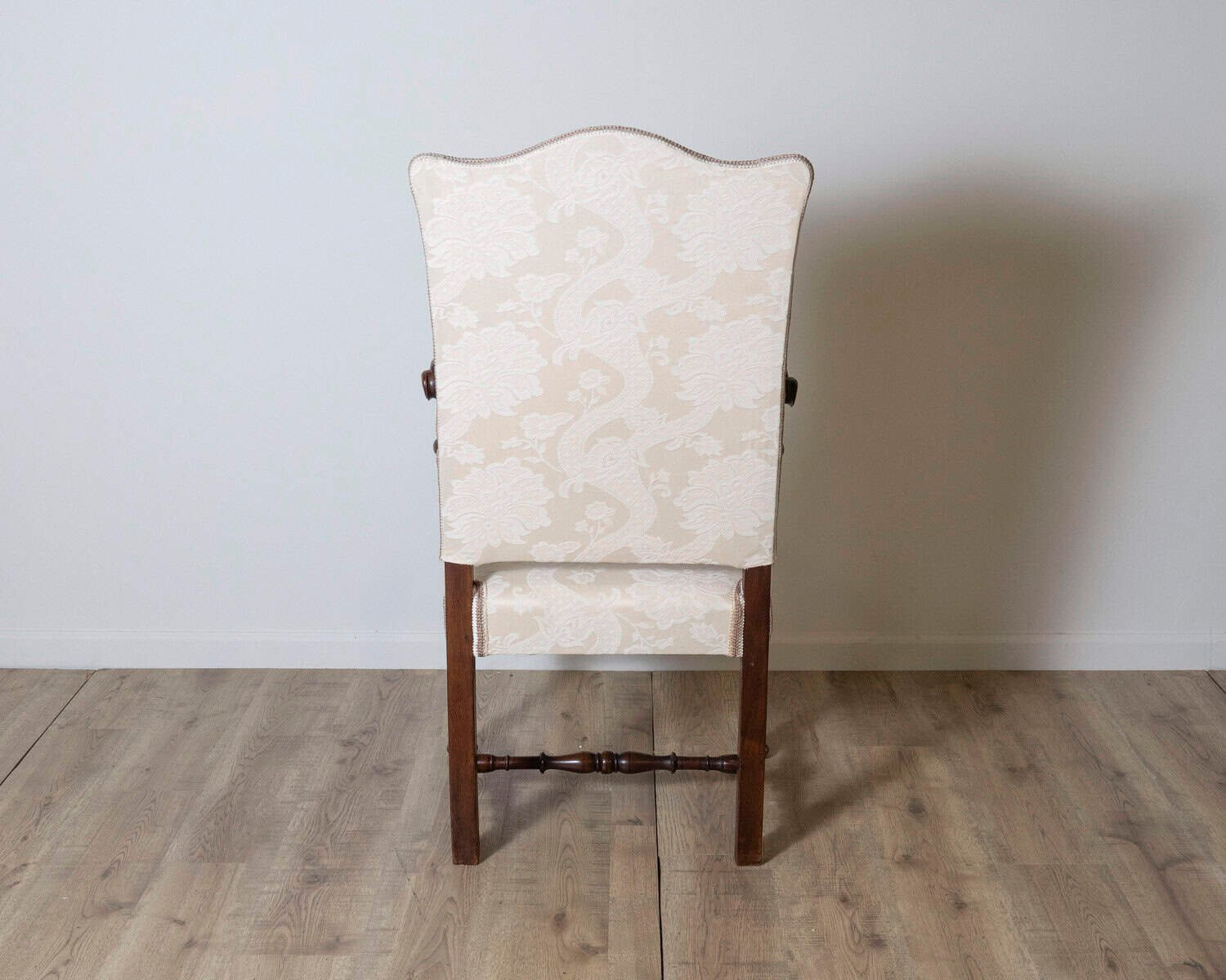 Walnut Armchair, Tuscany, 18th Century - JAA