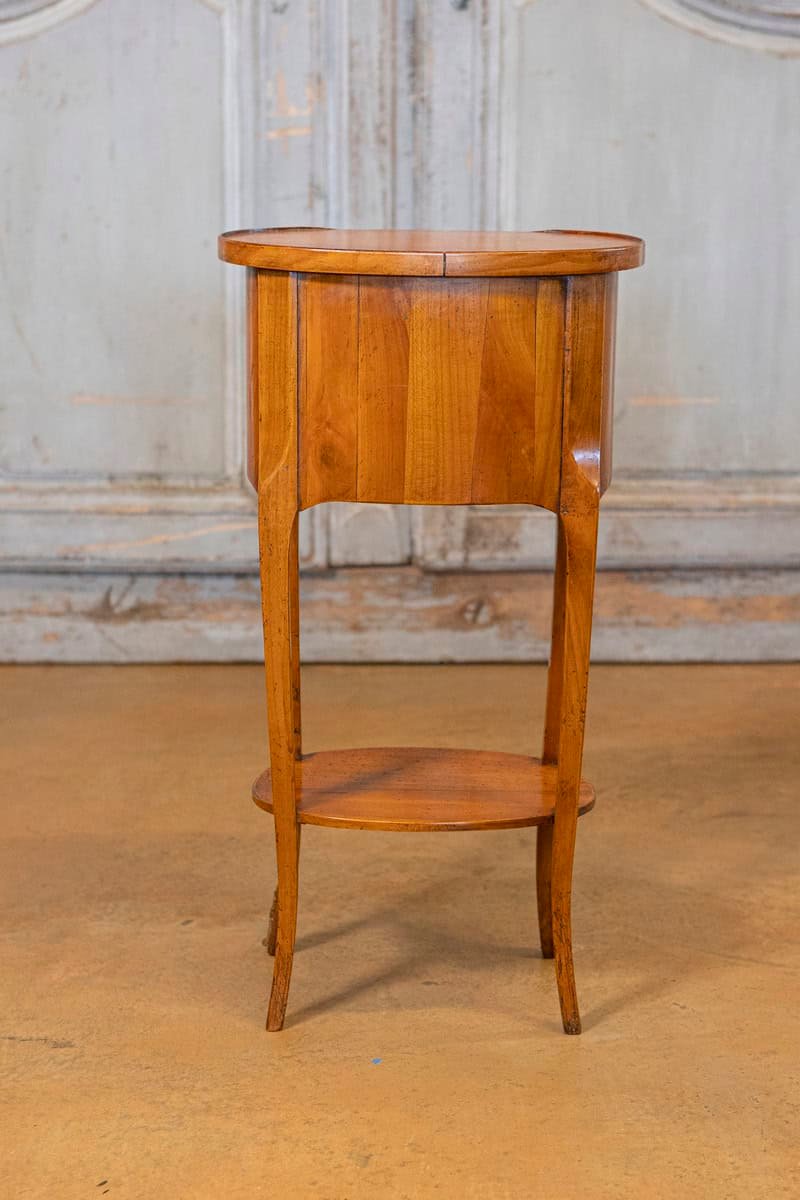 Pair of Early 20th Century French Transition Bedside Tables - JAA