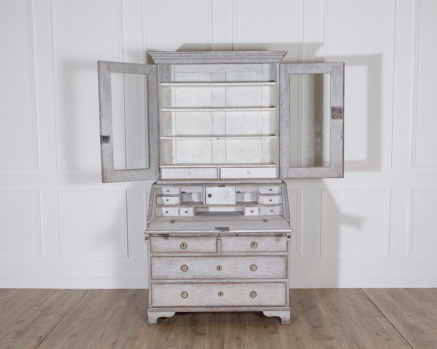 Early 19th Century Swedish Painted Secretary Cupboard in Grey with Patina - JAA