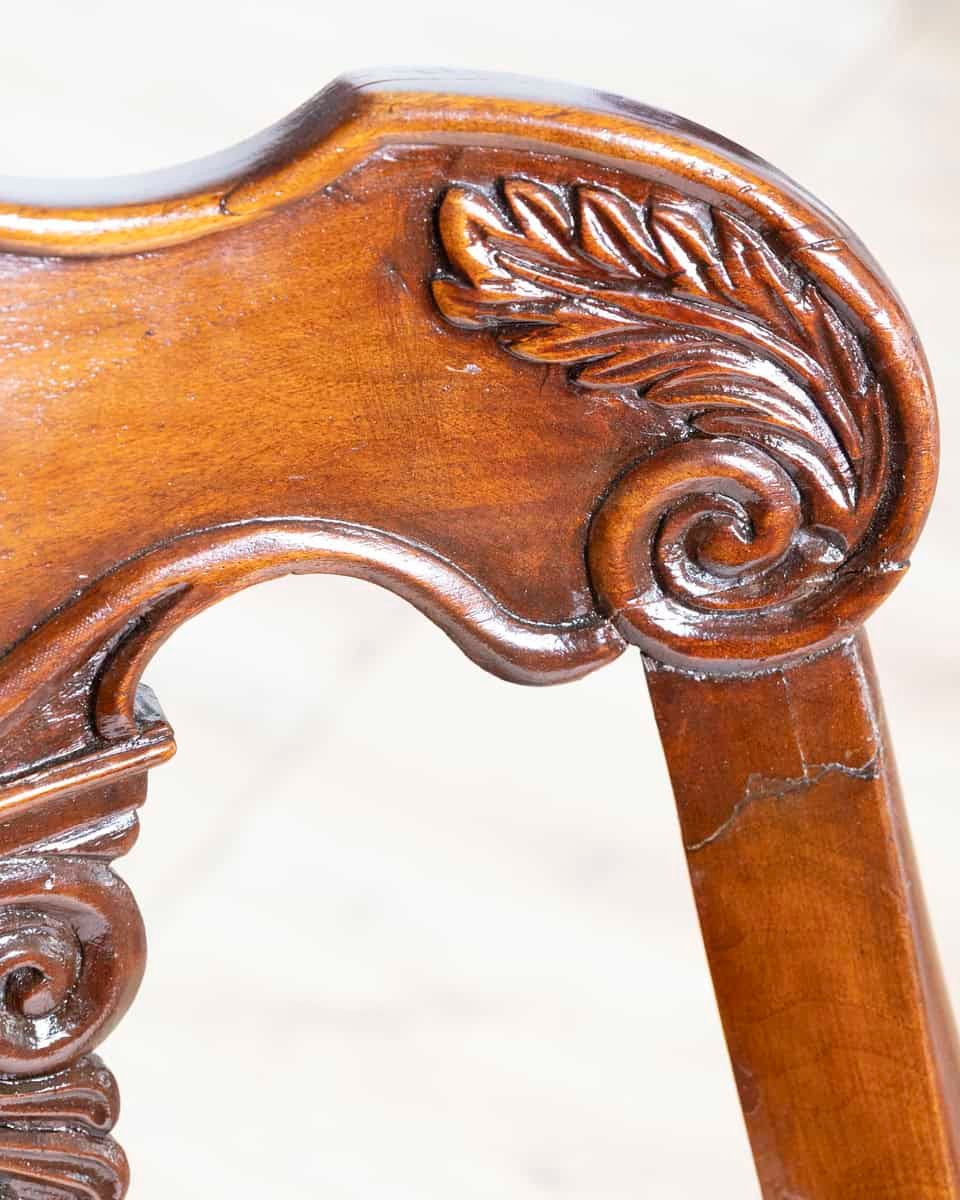 Set of Four 19th-Century Lombard Gondola Chairs in Carved Walnut - JAA