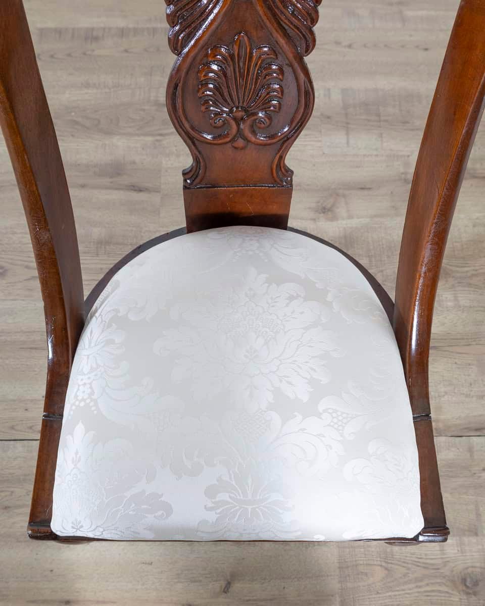 Set of Four 19th-Century Lombard Gondola Chairs in Carved Walnut - JAA