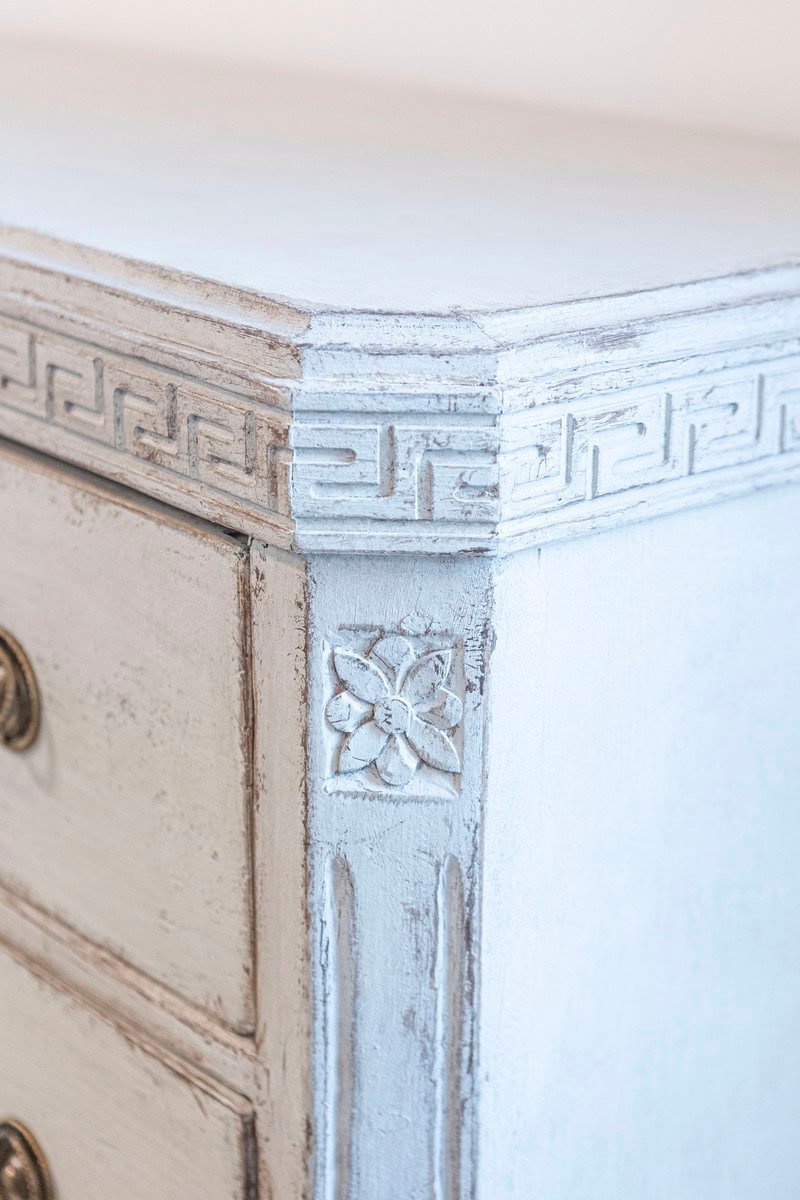 Swedish Gustavian Style 1860s Painted Three-Drawer Chest with Greek Key Frieze - JAA