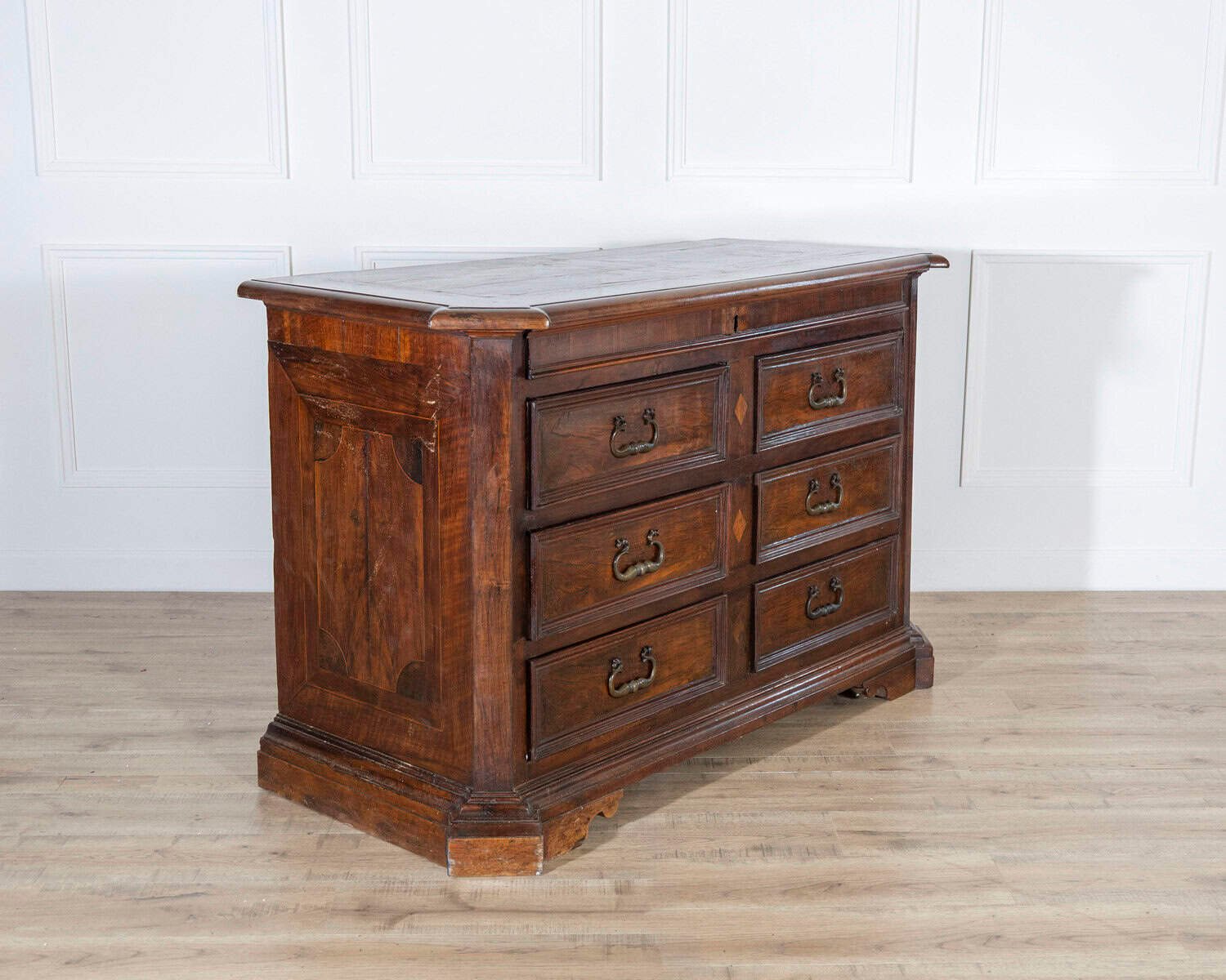 17th-Century Tuscan Walnut Chest of Drawers with Maple Inlay - JAA