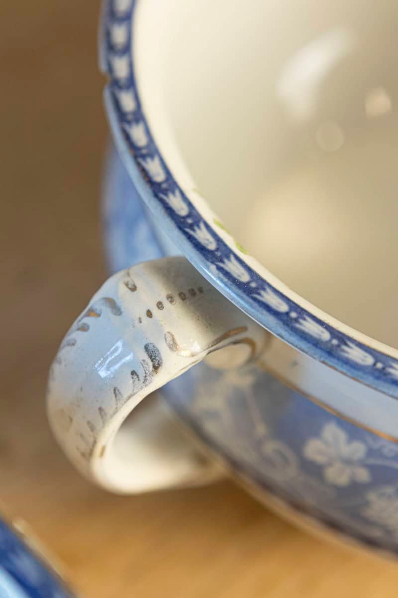 Pair of English Early 20th Century Booths Blue and White China Bowls Produced for Harrods - JAA