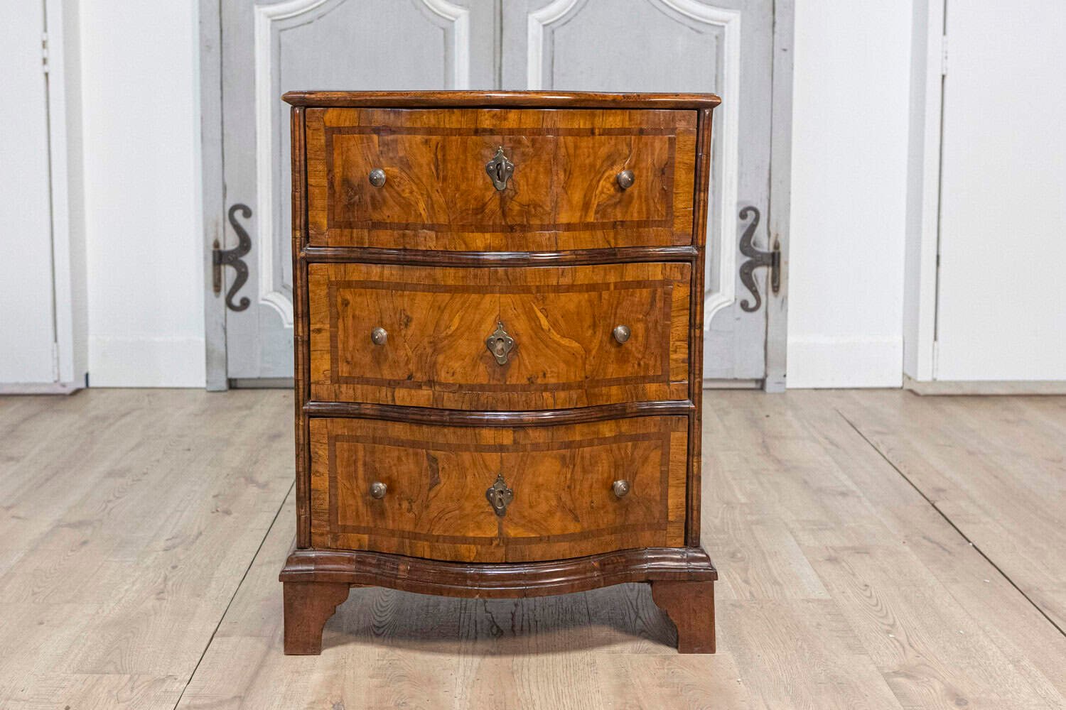 Italian 18th Century Walnut and Mahogany Three-Drawer, Serpentine Front Chest - JAA