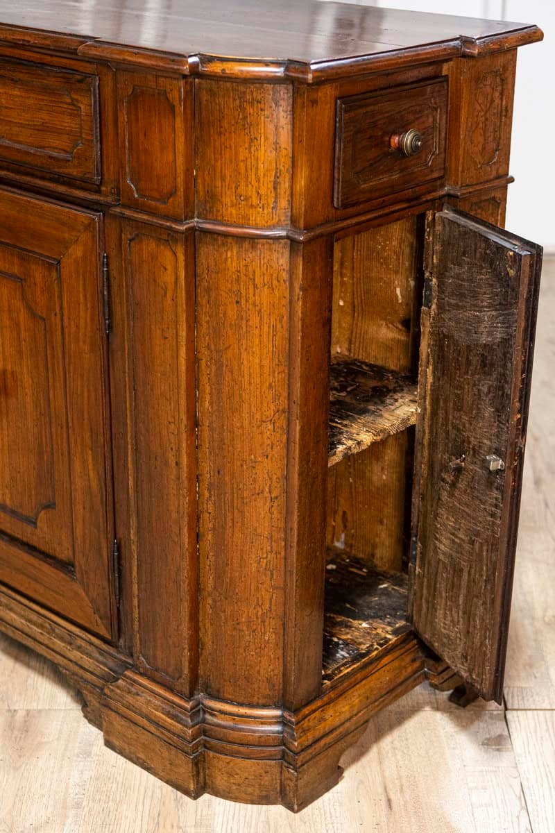 Italian 1700s Walnut Credenza with Four Drawers, Four Doors and Pilasters - JAA