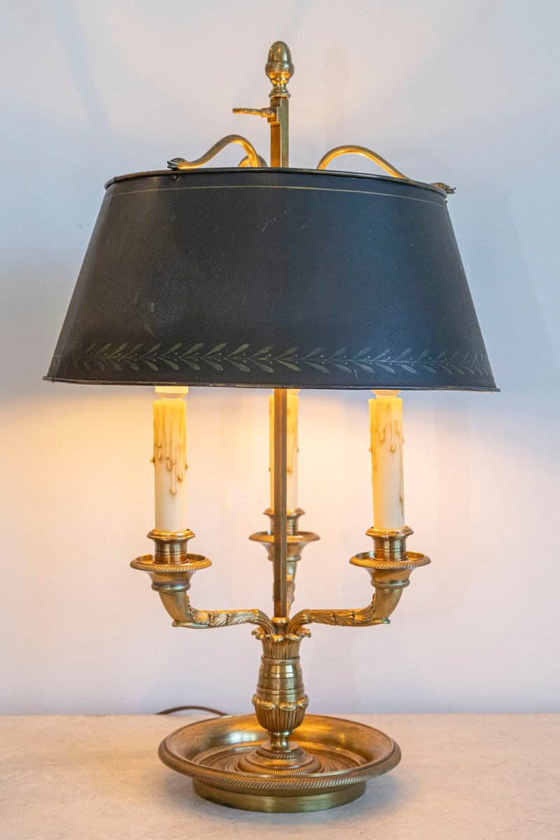 20th Century French Bouillotte Lamp with Black Tôle Shade - JAA
