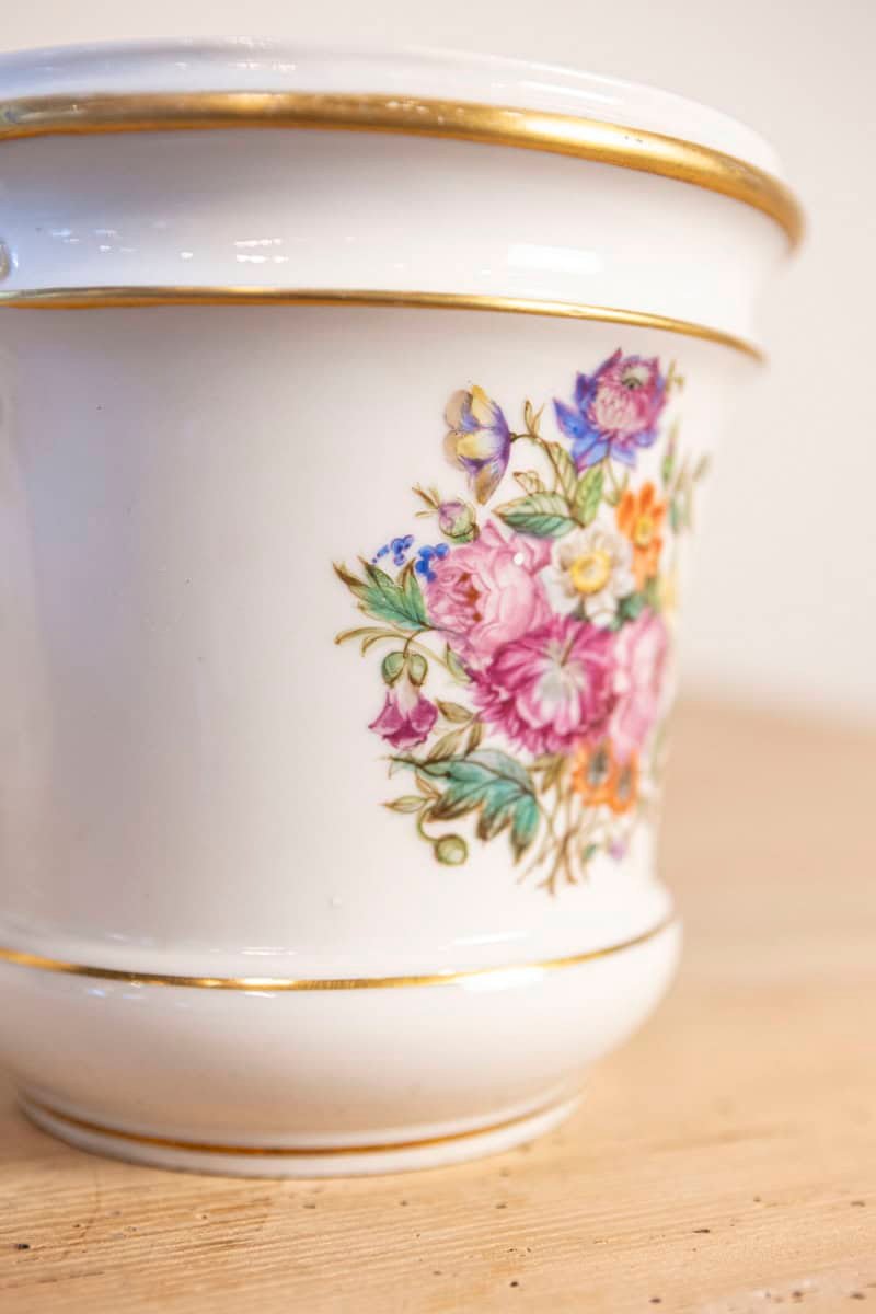 Pair of French Late 18th Century Paris Porcelain Cachepots with Floral Décor - JAA