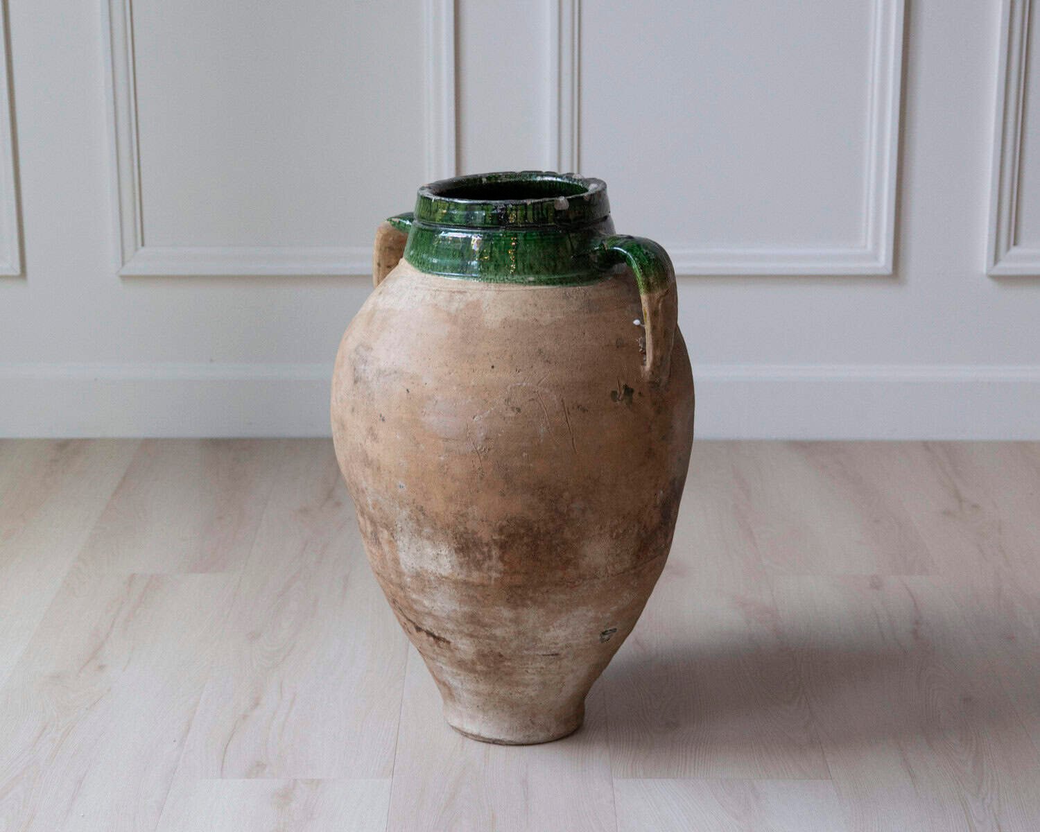 Mediterranean 19th Century Terracotta Jar with Green Glazed Rim and Handles - JAA