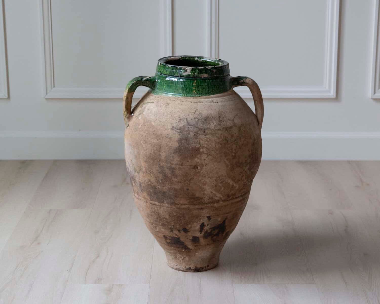 Mediterranean 19th Century Terracotta Jar with Green Glazed Rim and Handles - JAA