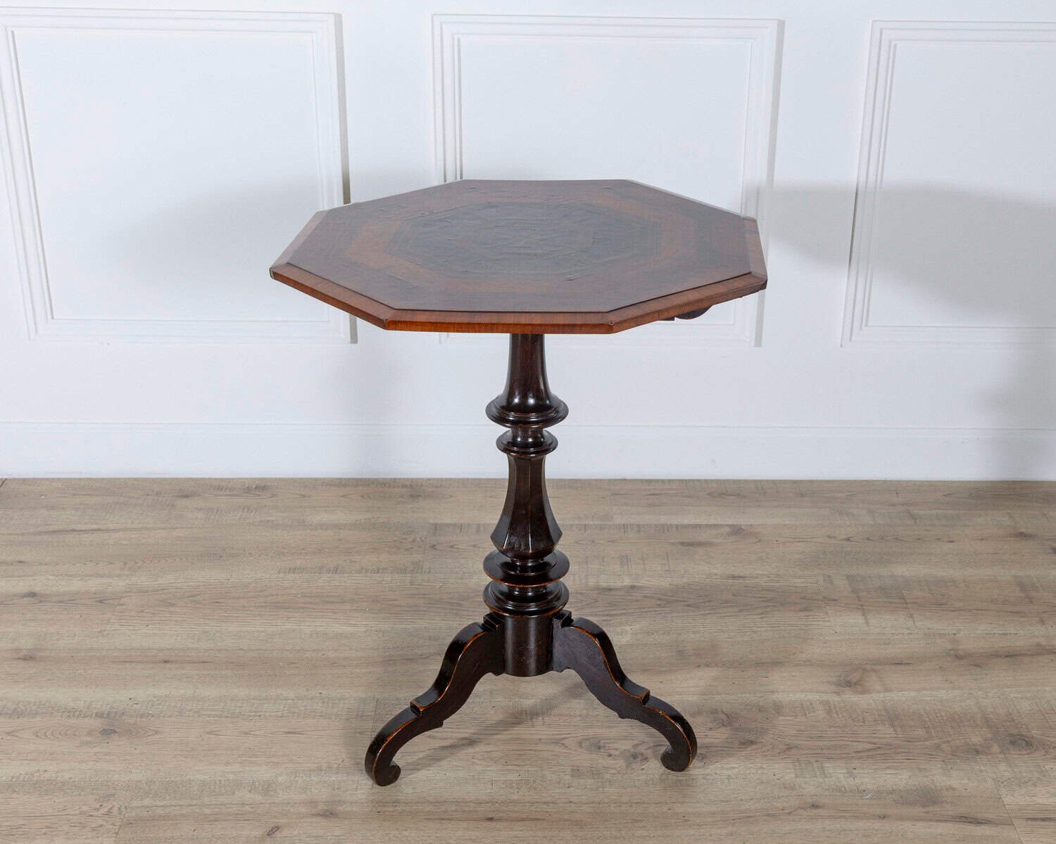Empire Octagonal Sail Table in Walnut with Precious Wood Veneer, Milan, Early 19th Century - JAA