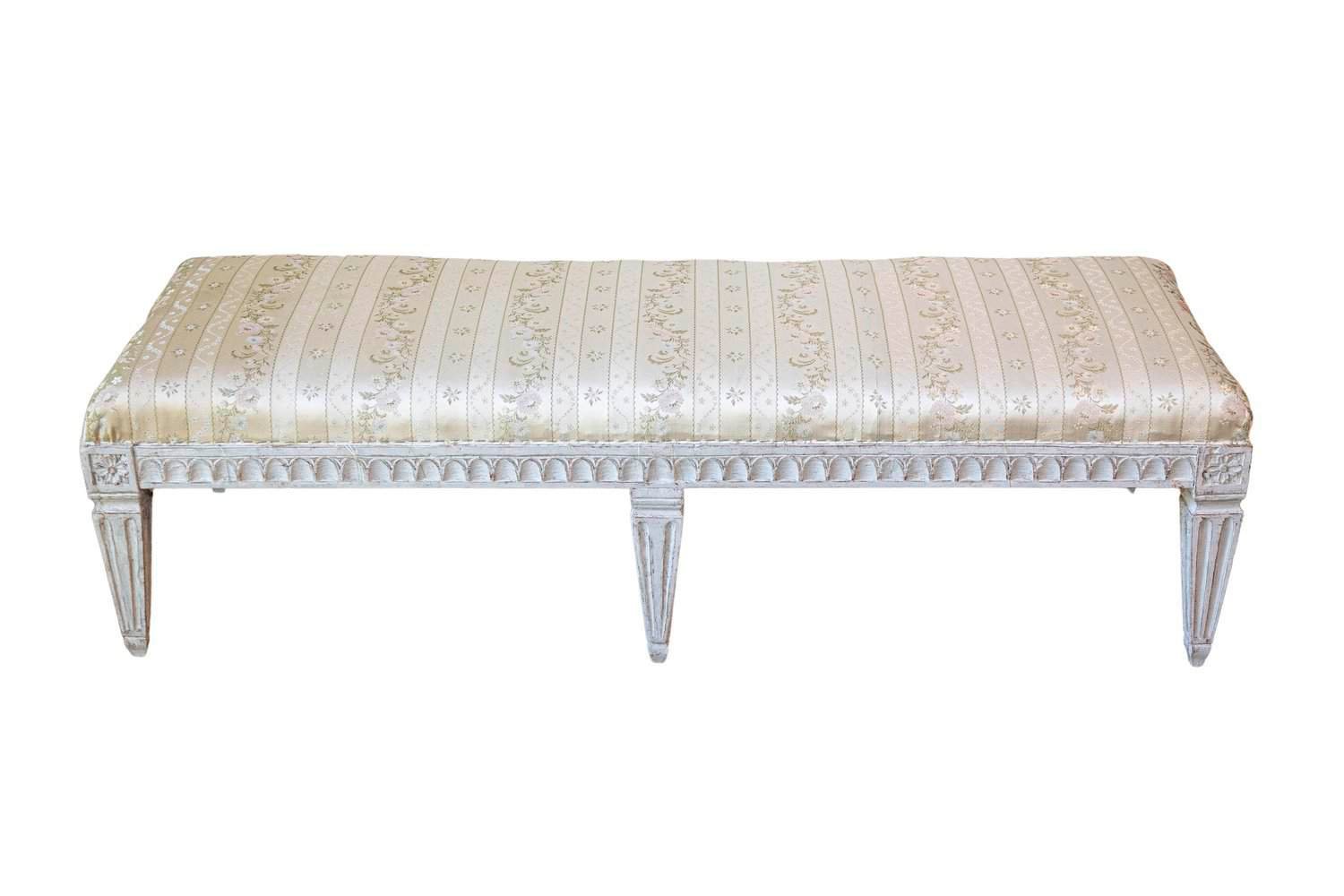 Swedish Neoclassical Style 1880s Painted Wood Bench with Carved Waterleaf Motifs