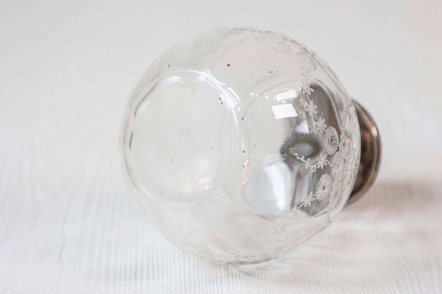 Small English 20th Century Glass Vanity Bottle with Silver Lid and Etched Design - JAA